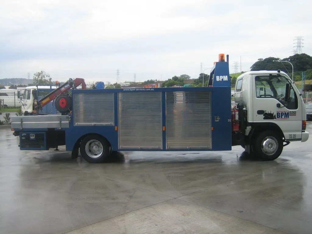BPM service truck with crane